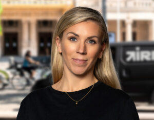 Elin Morales Hären